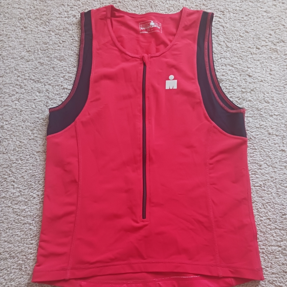 Iron Man Womens bike top with back pockets size Large